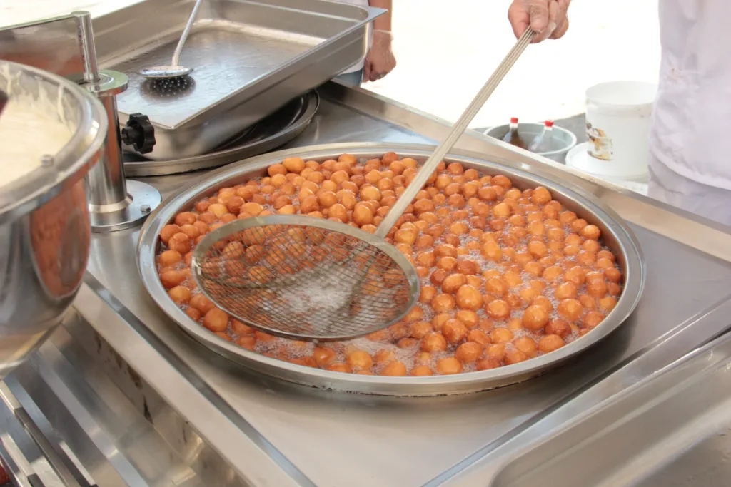 Hayır Lokması Dağıtımında Atık Yönetimi ve 3 Çevreci Kural